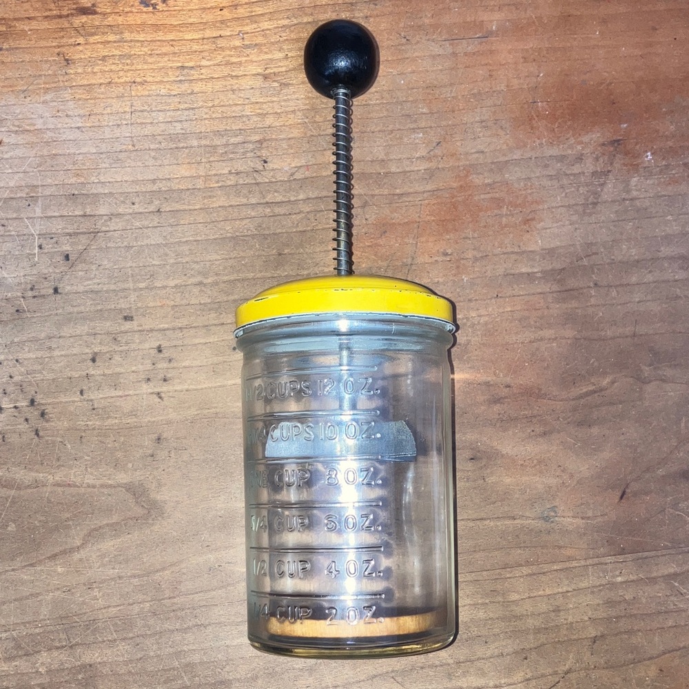 Vontage 50s manual kitchen food/nut chopper - glass / wood / metal